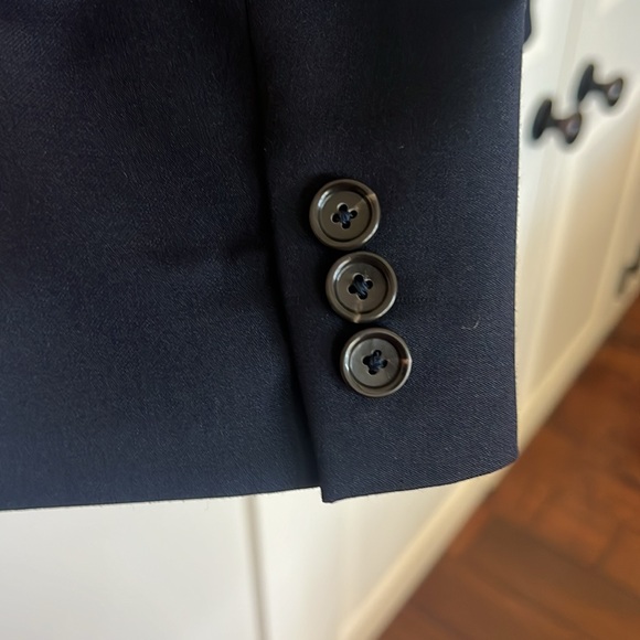 🟣 BOGO! Men's Slim Cut Ludlow Suit in Four Season Wool - Picture 11 of 13